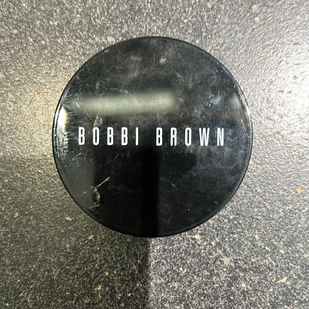 Bobby Brown Pot Rouge